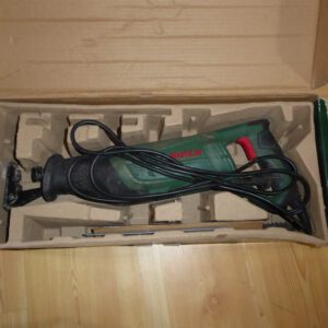 Säbelsäge 900 W für Holz, Metall und Abbrucharbeiten