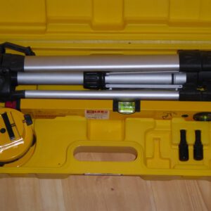 T.I.P. Laser-Nivelliergerät mit Stativ
