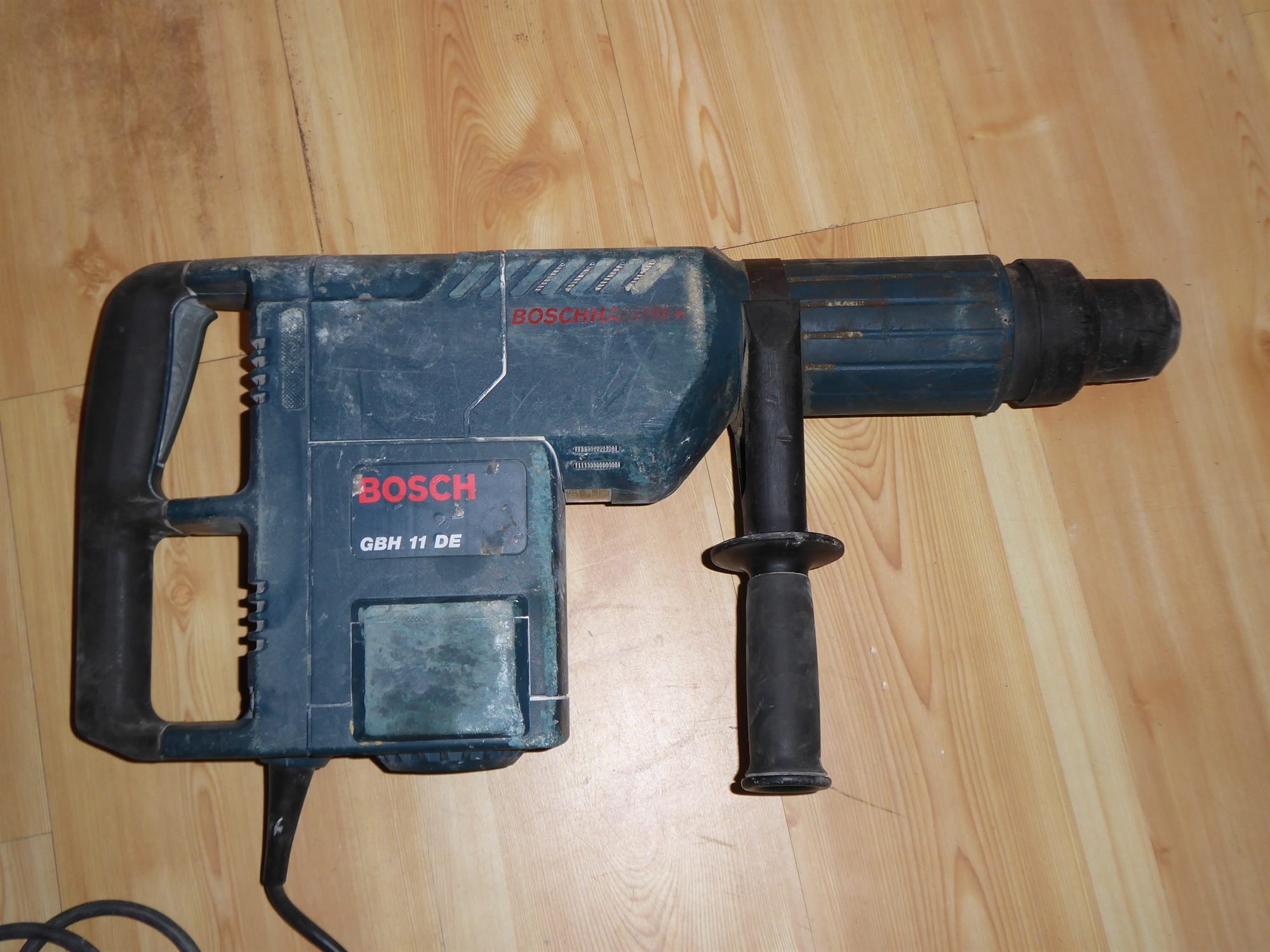 Kombihammer mit SDS-max und Bohrersatz – Bild 8