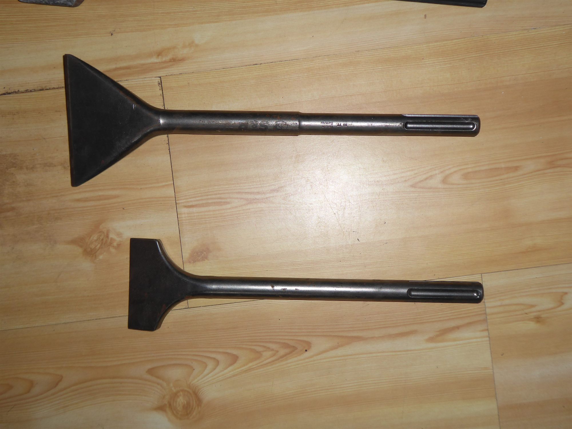 Abbruchhammer mit SDS-max und Meißelset – Bild 4