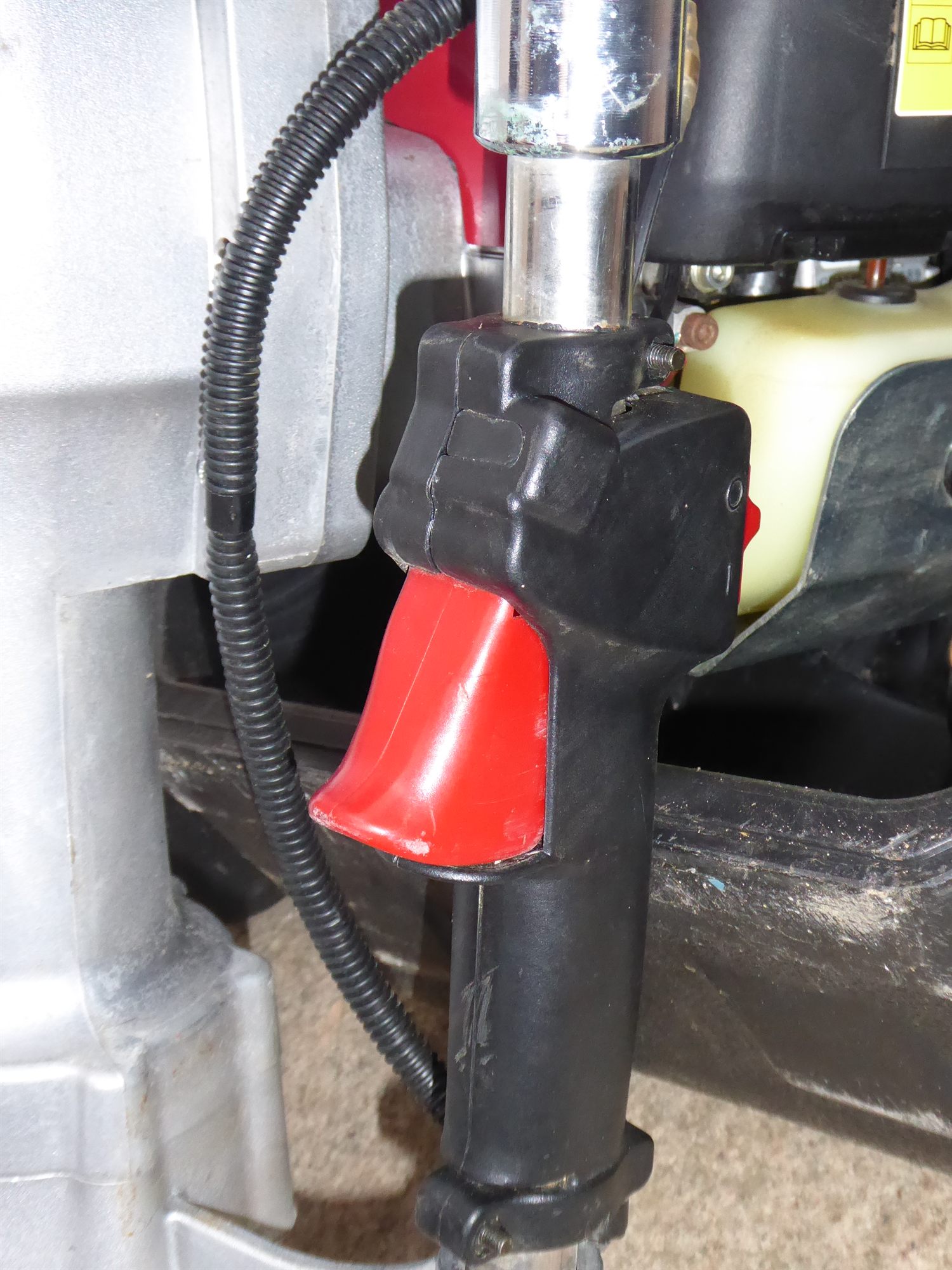 Benzin-Pfahlramme / motorisierter Pfostentreiber mit Honda-GX35-Motor – Bild 9