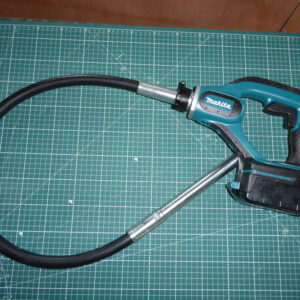 Akku-Betonverdichter mit 1,2-m-Vibrationsschlauch