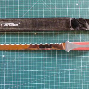 Dämmstoffmesser mit Wellenschliff und Sägezahnung