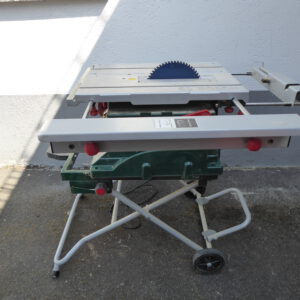 Tischkreissäge mit fahrbarem Untergestell